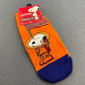 Peanuts Snoopy Dog Astronaut No Show Socks Orange Blue American Flag Moon
